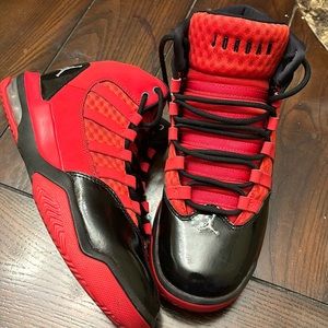 jordan max aura 1 size 6 in boy